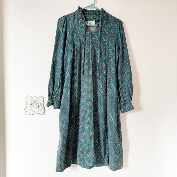 Laura Ashley Dresses & Skirts - Vintage 80s Laura Ashley Flannel Green Patterned Dress Pockets 10